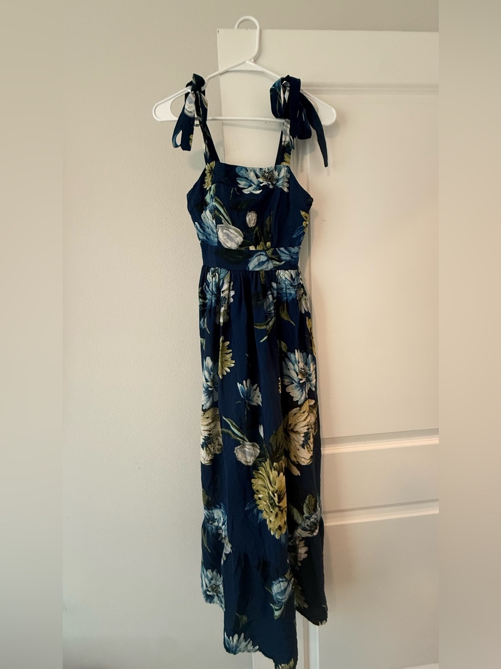 Rachel Zoe Navy Floral Tie-Shoulder Maxi Dress - Picture 4 of 8